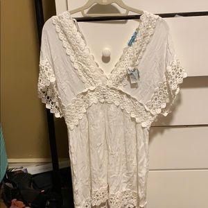 New with tags never worn beach coverup